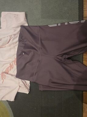 Under Armour Plum Active Leggings with Light Pink Tee